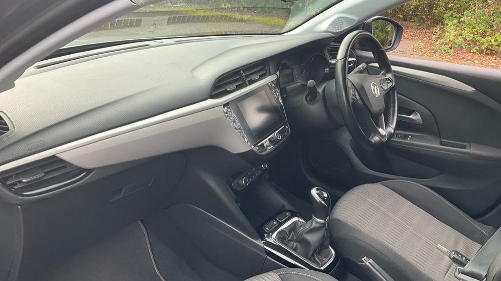 Vauxhall Corsa 1.2 SE Nav 5dr Petrol Hatchback - Image 9