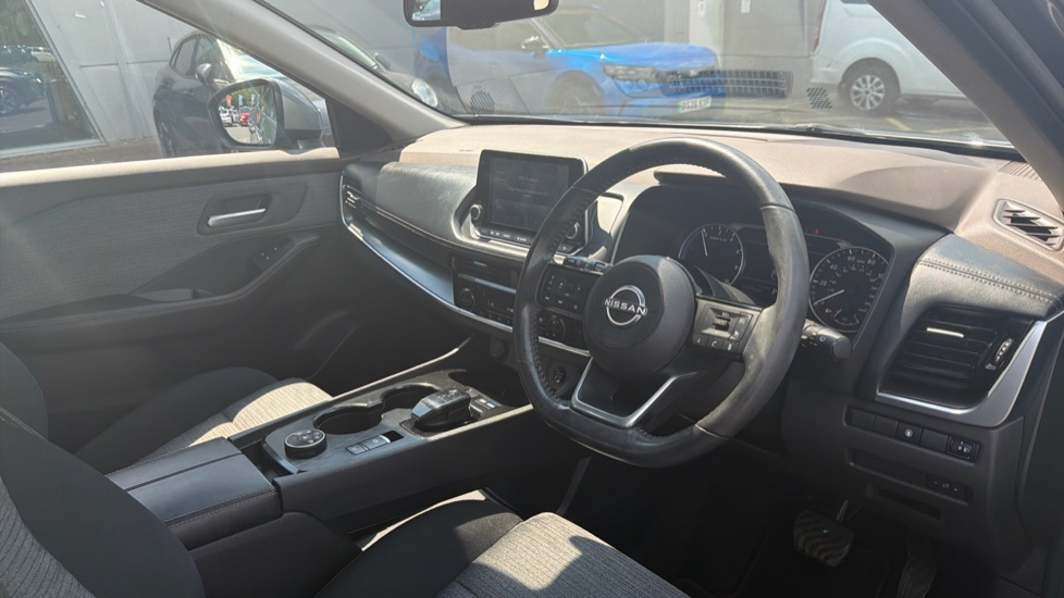Nissan X-Trail 1.5 E-Power E-4orce 213 Acenta Prem 5dr 7 St Auto Hybrid Station Wagon - Image 11