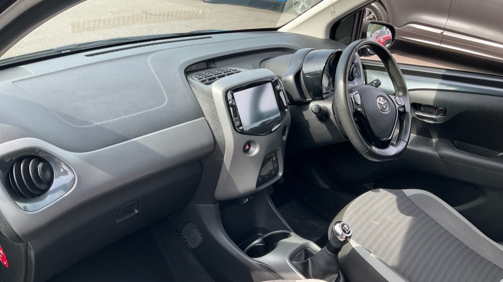 Toyota Aygo 1.0 VVT-i X-Trend 5dr Petrol Hatchback - Image 9