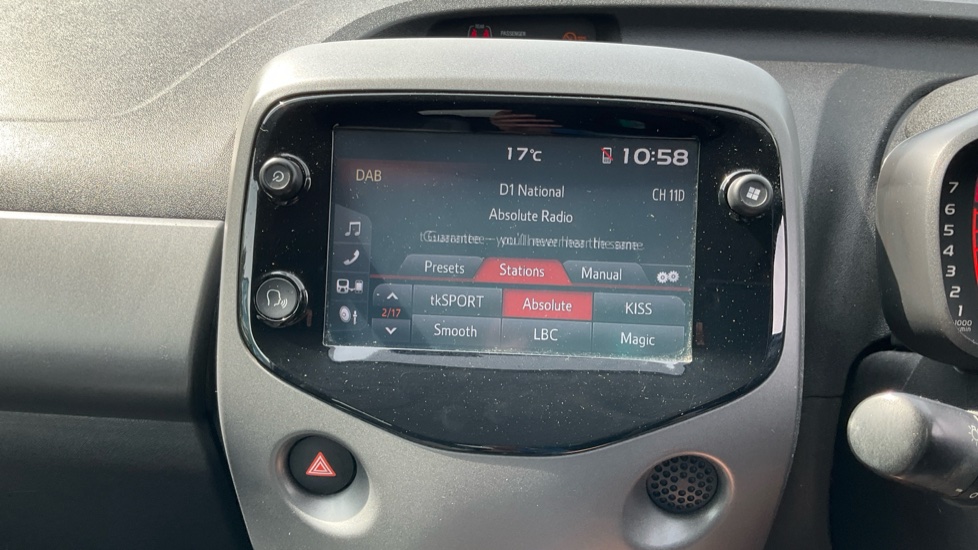 Toyota Aygo 1.0 VVT-i X-Trend 5dr Petrol Hatchback - Image 12