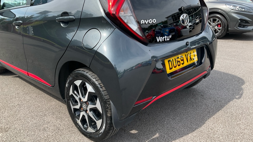 Toyota Aygo 1.0 VVT-i X-Trend 5dr Petrol Hatchback - Image 26