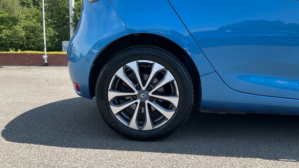 Renault Zoe 100kW i GT Line R135 50kWh 5dr Auto Electric Hatchback - Image 7