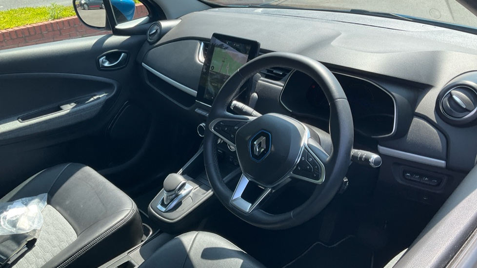 Renault Zoe 100kW i GT Line R135 50kWh 5dr Auto Electric Hatchback - Image 11