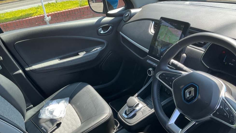 Renault Zoe 100kW i GT Line R135 50kWh 5dr Auto Electric Hatchback - Image 14