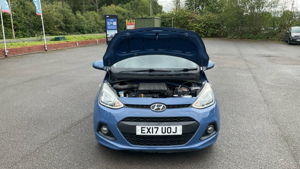 Hyundai i10 1.2 SE 5dr Petrol Hatchback - Image 8