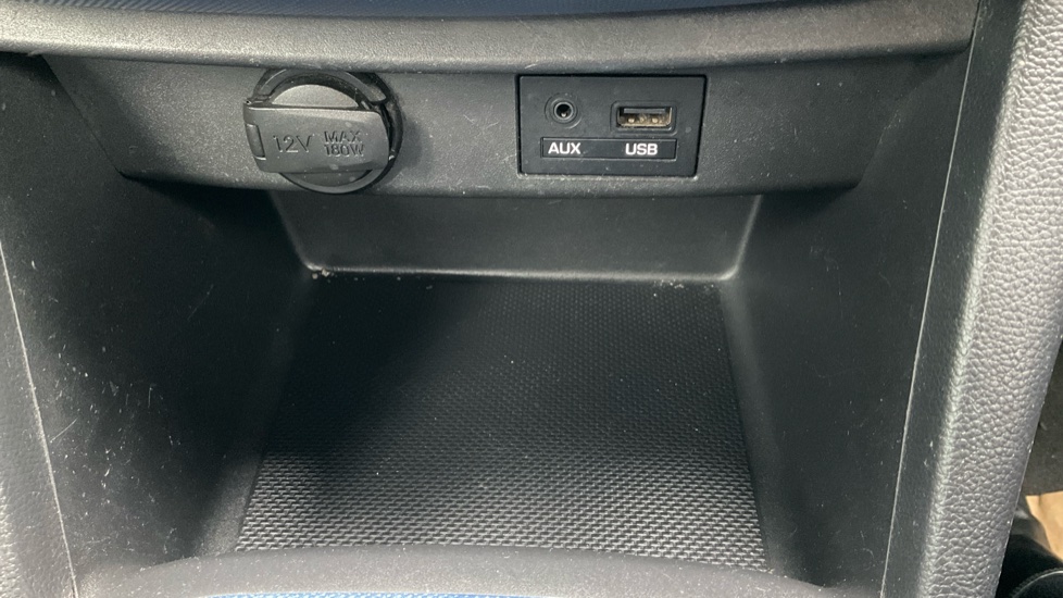 Hyundai i10 1.2 SE 5dr Petrol Hatchback - Image 22