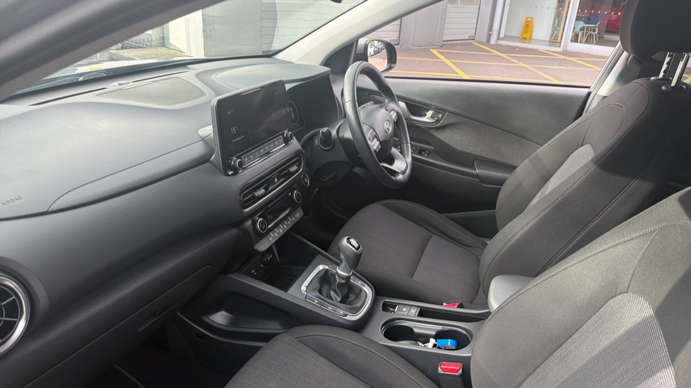 Hyundai KONA 1.0 TGDi 48V MHEV Premium 5dr Petrol Hatchback - Image 9