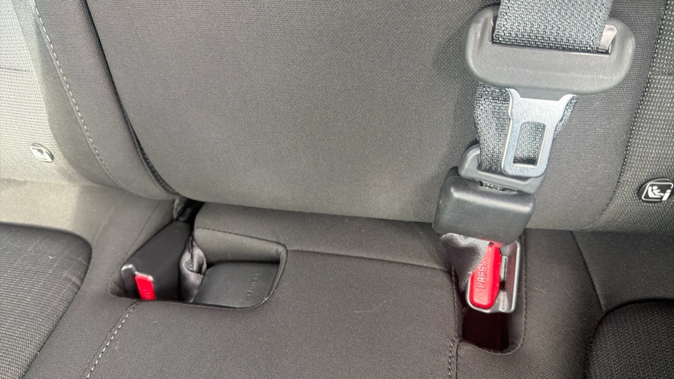 Hyundai KONA 1.0 TGDi 48V MHEV Premium 5dr Petrol Hatchback - Image 17