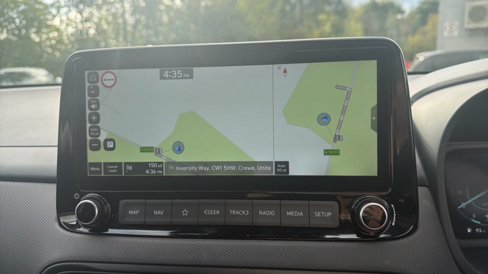 Hyundai KONA 1.0 TGDi 48V MHEV Premium 5dr Petrol Hatchback - Image 21