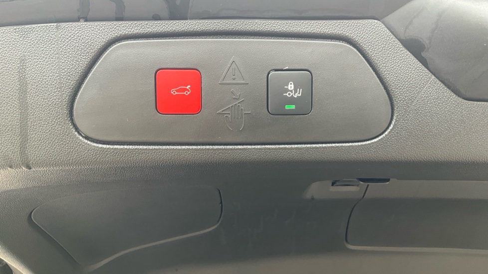 Vauxhall Grandland 1.2 Turbo Ultimate 5dr Auto Petrol Hatchback - Image 26
