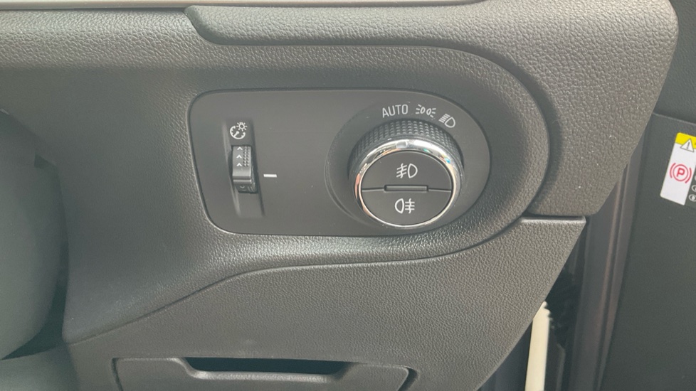 Vauxhall Grandland 1.2 Turbo Ultimate 5dr Auto Petrol Hatchback - Image 31