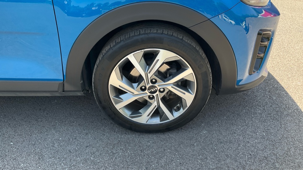 Kia Stonic 1.0T GDi 48V GT-Line S 5dr Petrol Estate - Image 19