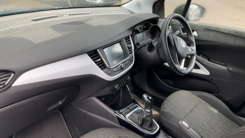 Vauxhall Crossland X 1.2 [83] Griffin 5dr [Start Stop] Petrol Hatchback - Image 9