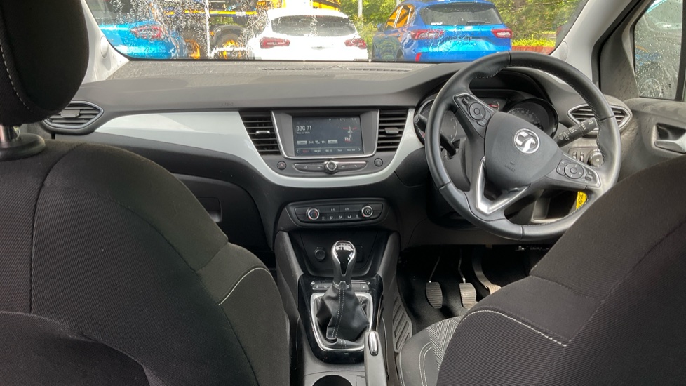 Vauxhall Crossland X 1.2 [83] Griffin 5dr [Start Stop] Petrol Hatchback - Image 10