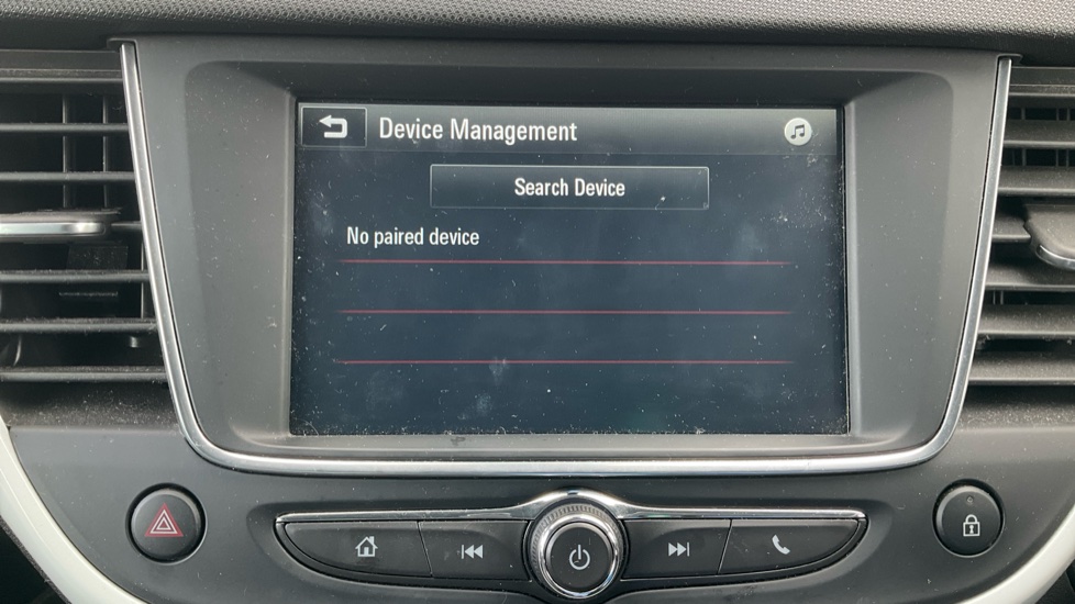 Vauxhall Crossland X 1.2 [83] Griffin 5dr [Start Stop] Petrol Hatchback - Image 28