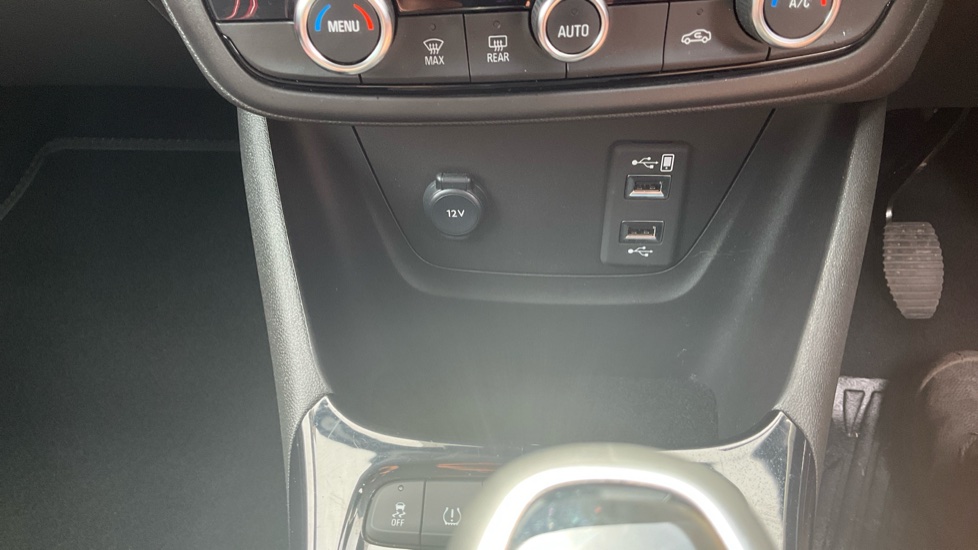 Vauxhall Crossland 1.2 Turbo GS 5dr Petrol Hatchback - Image 34
