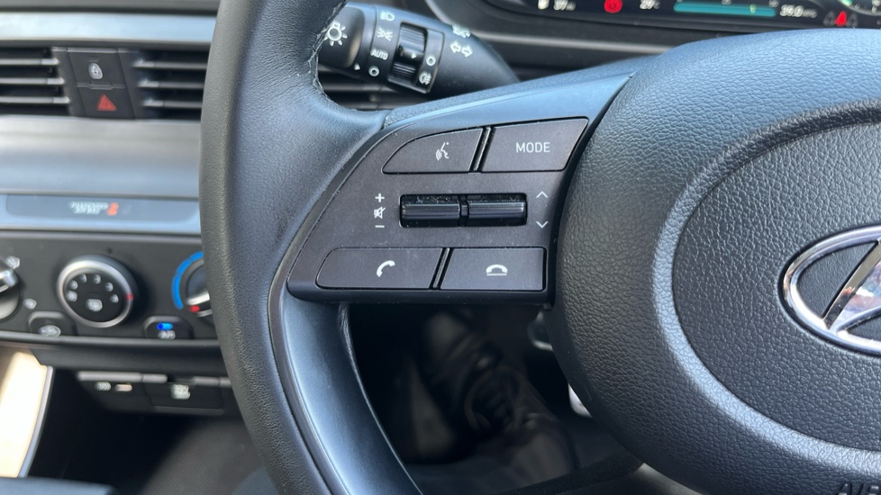 Hyundai BAYON 1.0 TGDi 48V MHEV SE Connect 5dr DCT Petrol Hatchback - Image 21