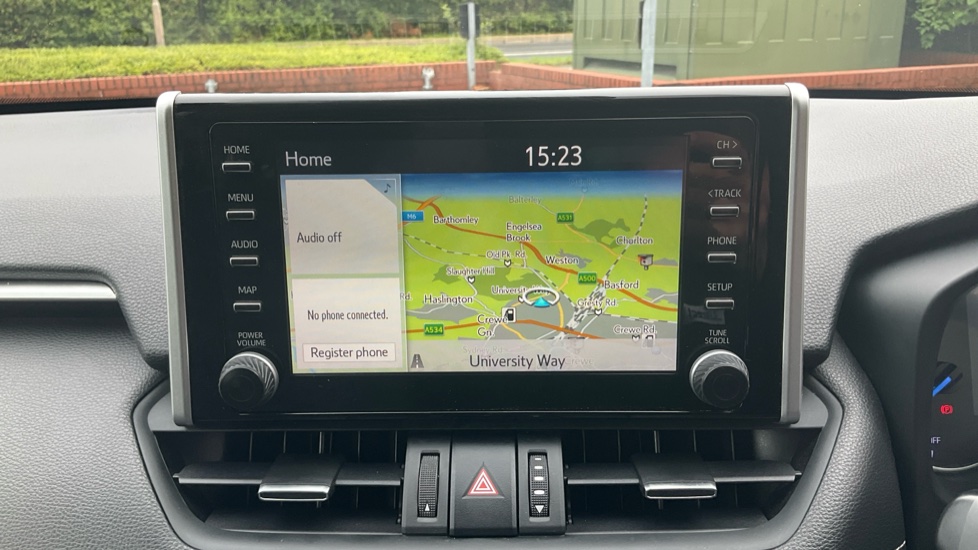 Toyota RAV4 2.5 VVT-i Hybrid Design 5dr CVT Hybrid Estate - Image 12
