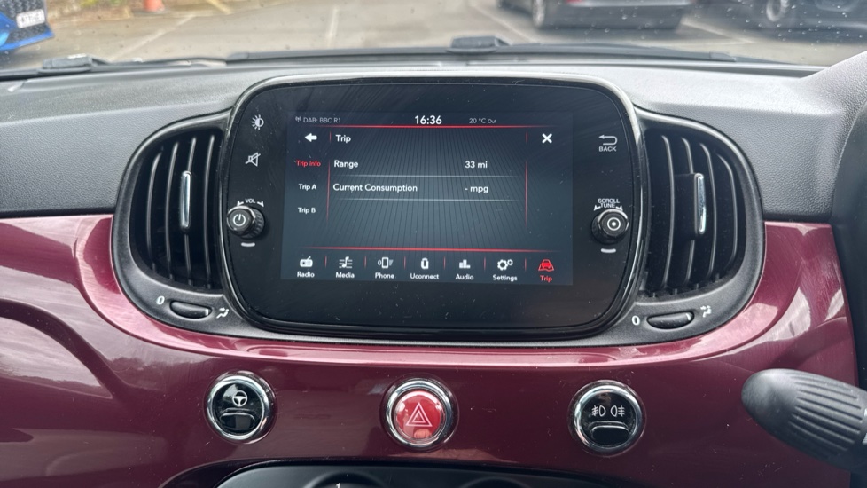 Fiat 500 1.0 Mild Hybrid Dolcevita [Part Leather] 3dr Petrol Hatchback - Image 37