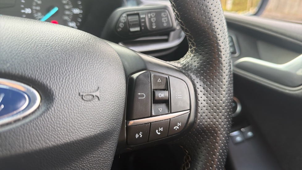 Ford Fiesta 1.0 EcoBoost 125 ST-Line 5dr Petrol Hatchback - Image 34