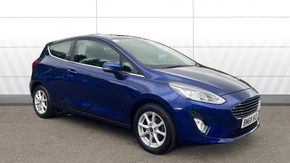 Ford Fiesta 1.1 Zetec 3dr Petrol Hatchback - Image 1
