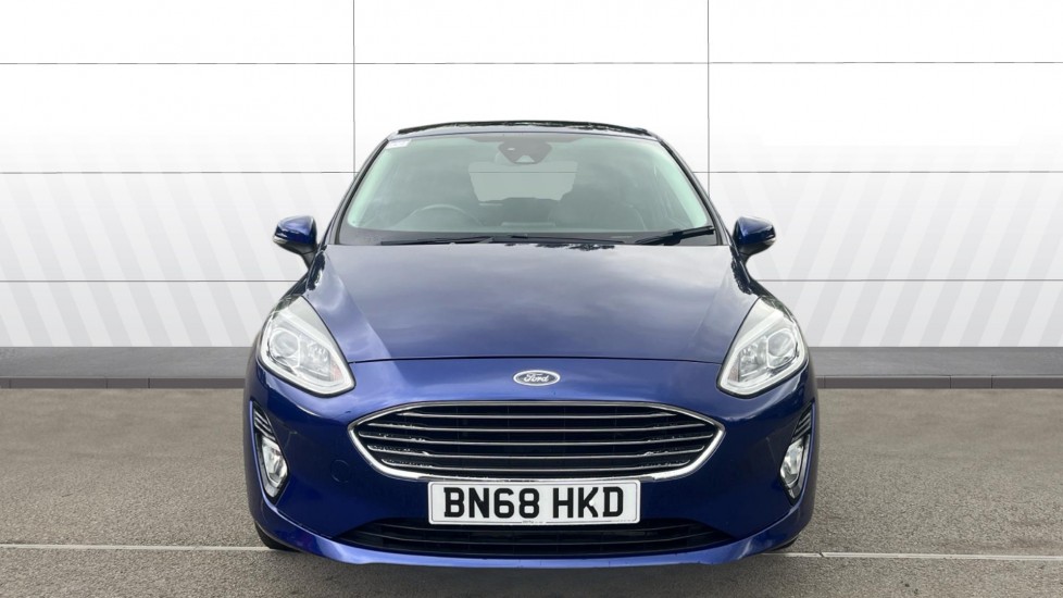 Ford Fiesta 1.1 Zetec 3dr Petrol Hatchback - Image 3