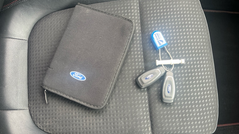 Ford Focus 1.0 EcoBoost 125 ST-Line X 5dr Petrol Hatchback - Image 19