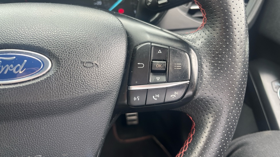 Ford Focus 1.0 EcoBoost 125 ST-Line X 5dr Petrol Hatchback - Image 22