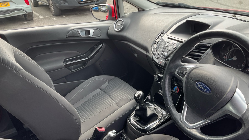 Ford Fiesta 1.0 EcoBoost Zetec 5dr Petrol Hatchback - Image 14