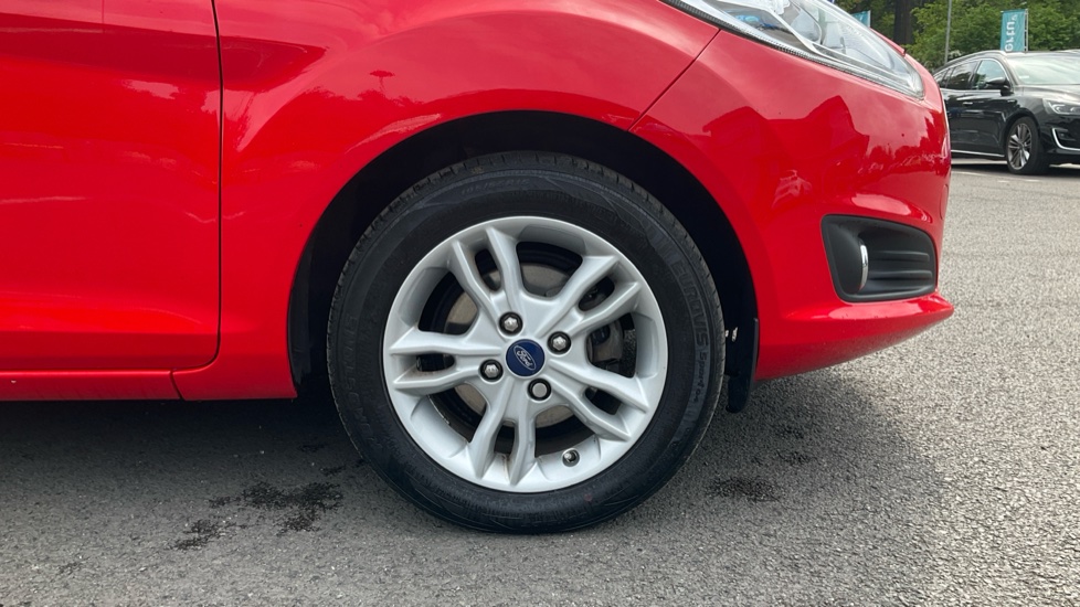 Ford Fiesta 1.0 EcoBoost Zetec 5dr Petrol Hatchback - Image 22