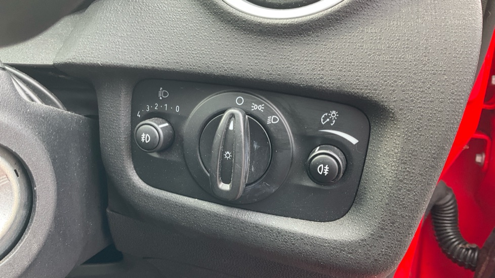 Ford Fiesta 1.0 EcoBoost Zetec 5dr Petrol Hatchback - Image 24