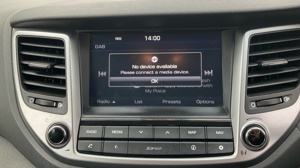 Hyundai TUCSON 1.7 CRDi Blue Drive SE Nav 5dr 2WD Diesel Estate - Image 22