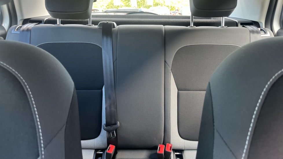 Skoda Fabia 1.0 TSI Colour Edition 5dr Petrol Hatchback - Image 15