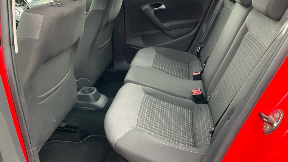 Volkswagen Polo 1.2 TSI SE 5dr Petrol Hatchback - Image 16