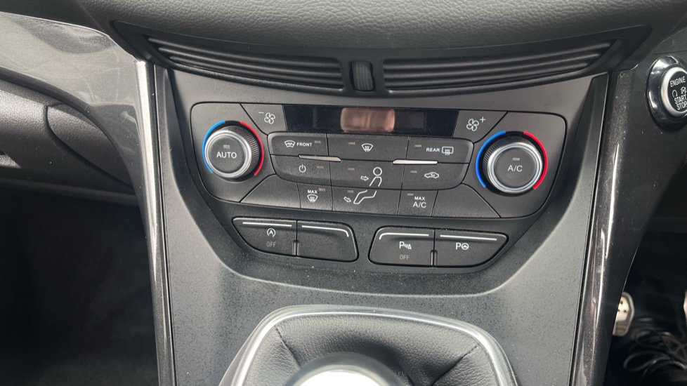 Ford Kuga 1.5 EcoBoost ST-Line 5dr 2WD Petrol Estate - Image 30