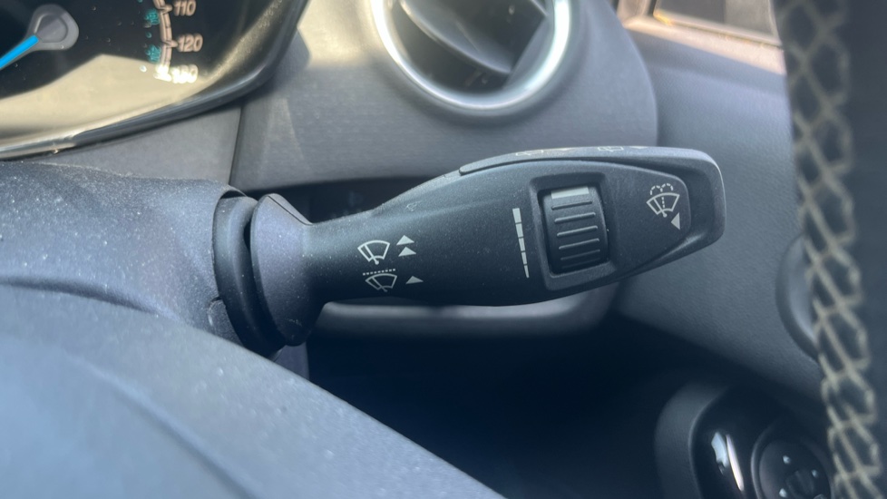 Ford Fiesta 1.0 EcoBoost 125 Titanium 5dr Petrol Hatchback - Image 25