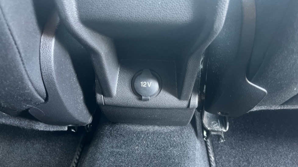 Ford Fiesta 1.0 EcoBoost 125 Titanium 5dr Petrol Hatchback - Image 39