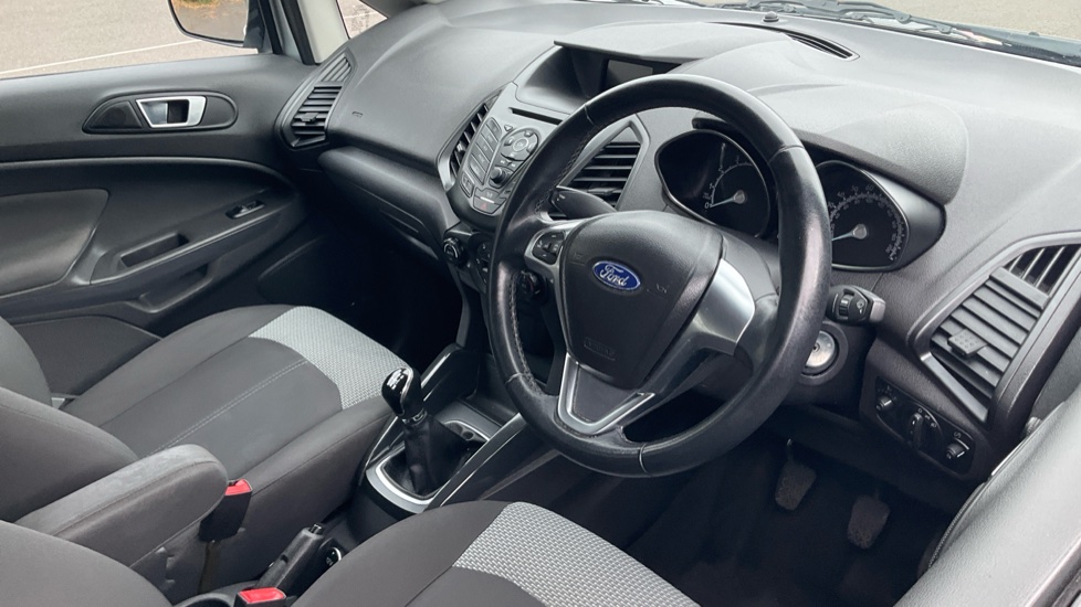 Ford EcoSport 1.0 EcoBoost Zetec 5dr Petrol Hatchback - Image 11
