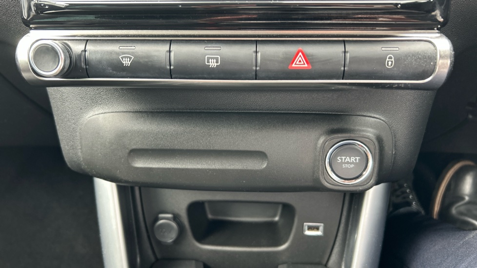 Citroen C3 Aircross 1.2 PureTech 130 Flair 5dr Petrol Hatchback - Image 19