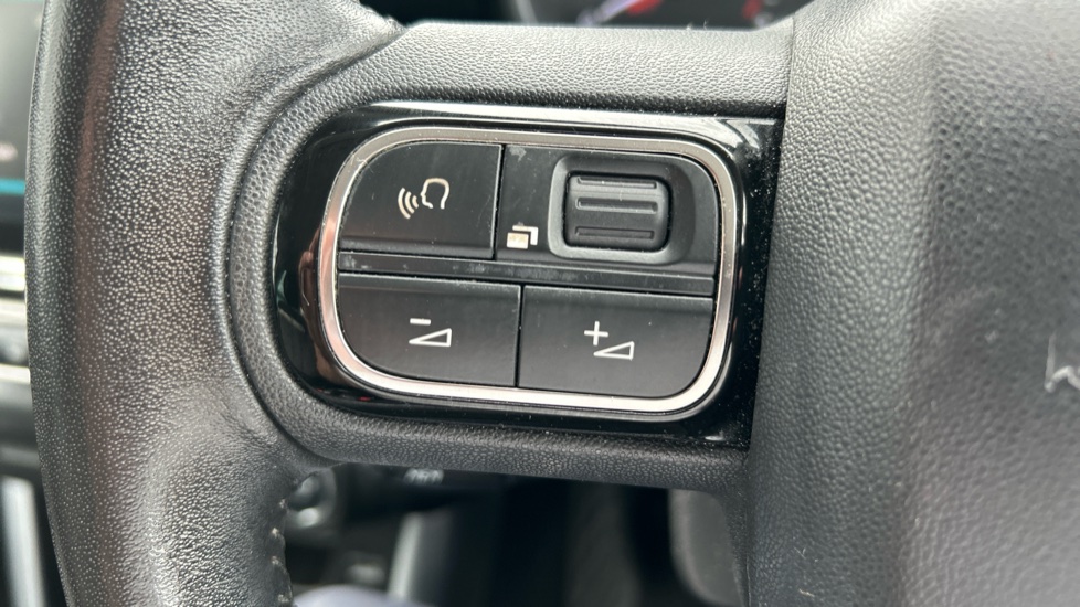 Citroen C3 Aircross 1.2 PureTech 130 Flair 5dr Petrol Hatchback - Image 28