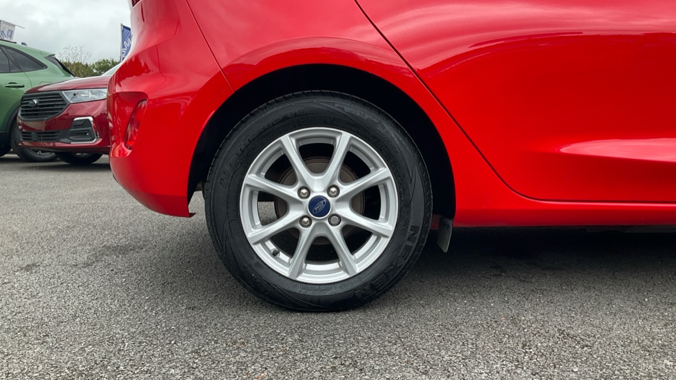Ford Fiesta 1.0 EcoBoost Zetec 5dr Petrol Hatchback - Image 7
