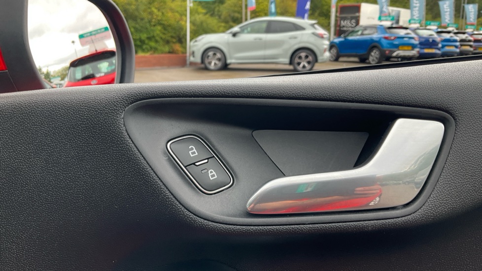 Ford Fiesta 1.0 EcoBoost Zetec 5dr Petrol Hatchback - Image 22