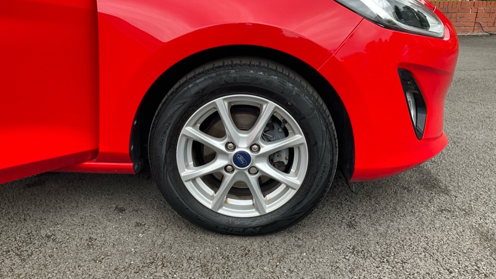 Ford Fiesta 1.0 EcoBoost Zetec 5dr Petrol Hatchback - Image 31