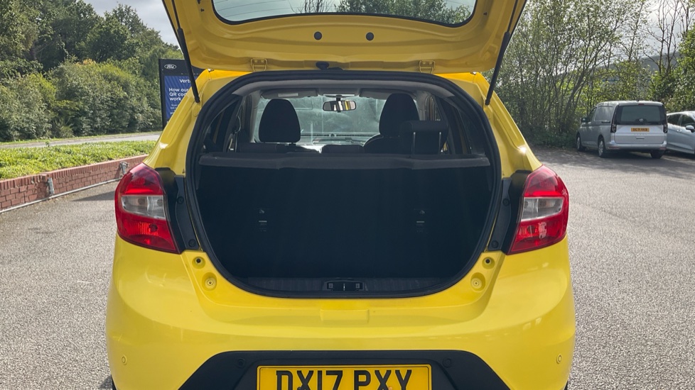 Ford KA+ 1.2 85 Zetec 5dr Petrol Hatchback - Image 4