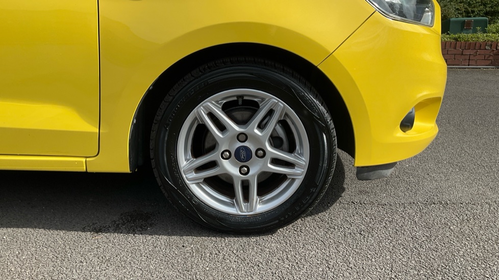 Ford KA+ 1.2 85 Zetec 5dr Petrol Hatchback - Image 24