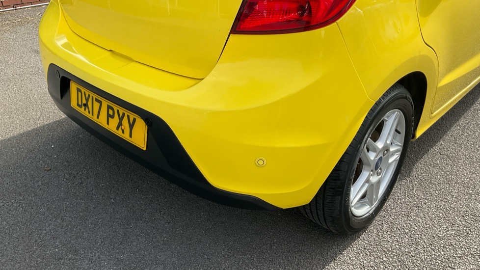Ford KA+ 1.2 85 Zetec 5dr Petrol Hatchback - Image 26