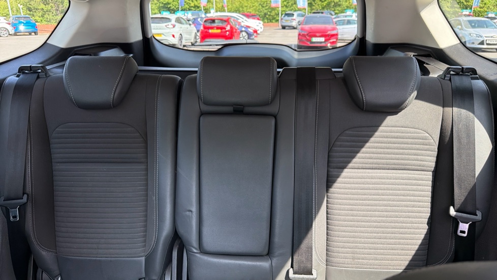 Ford Kuga 2.0 TDCi Titanium 5dr 2WD Diesel Estate - Image 15