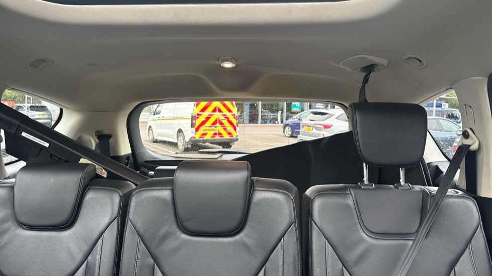 Ford S-MAX 2.0 TDCi 210 Titanium Sport 5dr Powershift Diesel Estate - Image 15