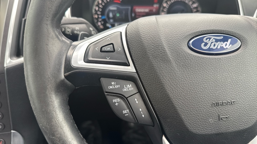 Ford S-MAX 2.0 TDCi 210 Titanium Sport 5dr Powershift Diesel Estate - Image 21