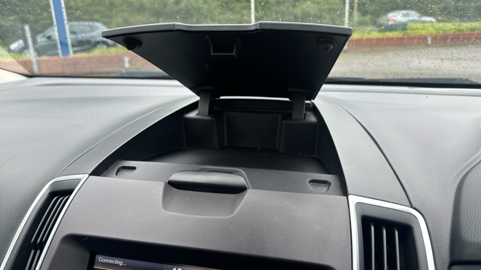 Ford S-MAX 2.0 TDCi 210 Titanium Sport 5dr Powershift Diesel Estate - Image 38